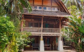 Villa Monyet Java